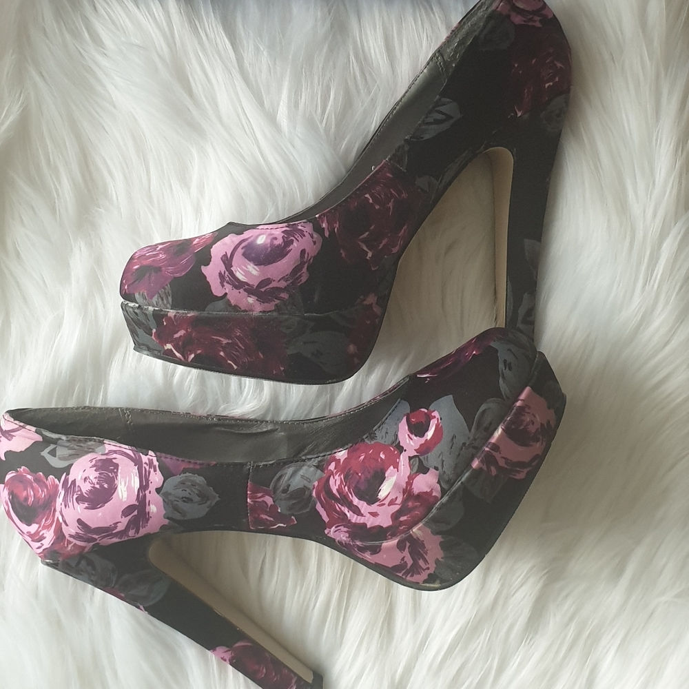 Madden Girl Mellony Platform
